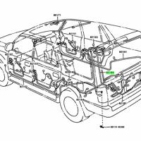 Деталь toyota 8218435100